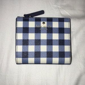 I love this wallet, but I recently got a new one!